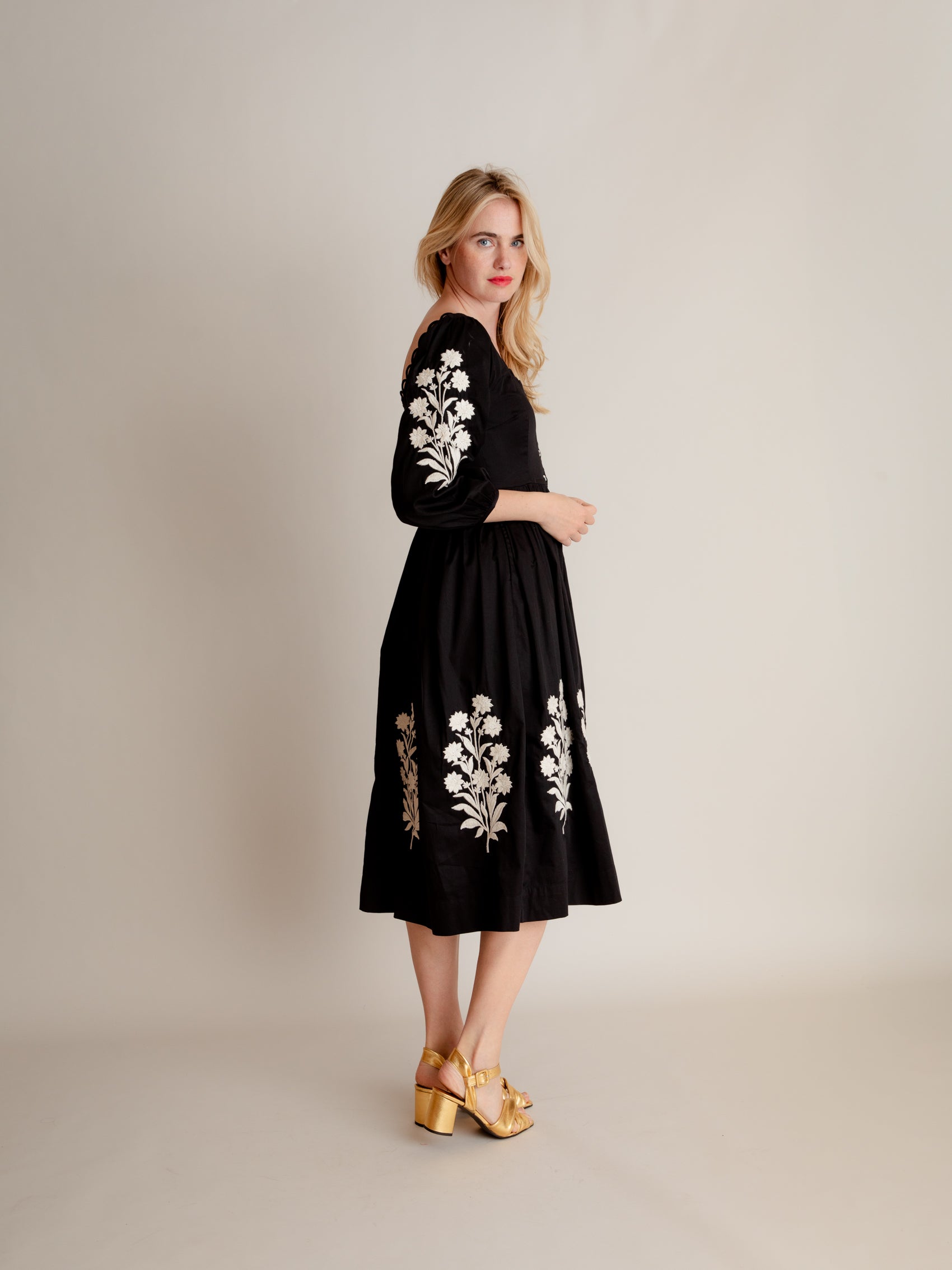 Lori Dress in Kashmir Flower